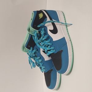 Nike Air Jordan 1 Retro High Basketball Blue Lagoon /White/ Green Size 7 youth